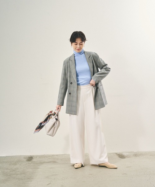 Elura（エルーラ）の「スリムウォームジャケット/133691（その他アウター・レディース・ベージュ/ブラック/ブラック系その他・FREE）」の5枚目の写真