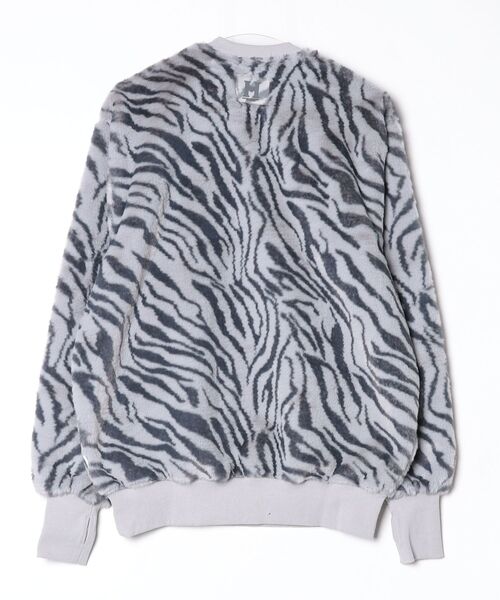 HTH（エイチティーエイチ）の「animal fur sweatshirt（スウェット・レディース・ブラウン/グレー・フリー）」の9枚目の写真
