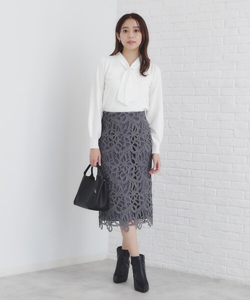 index(インデックス)の「《8color/XS-LLsize》パール調パーツ付き ボウタイニット【洗濯機可】(ニット/セーター・レディース・ホワイト系7/ブラック系4/グレー系4/ベージュ系その他7/パープル系1/サックスブルー系5/ホワイト系9/ブラック系7・34/36/38/40/42)」の20枚目の写真