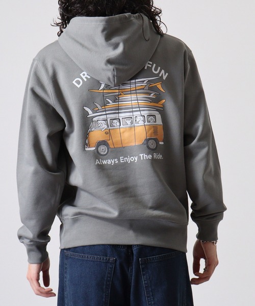Volkswagen(フォルクスワーゲン)の「VOLKS WAGEN スウェットプルパーカー(パーカー・レディース・グリーン系/アッシュグレー/スミクロ・XL/M/L)」の4枚目の写真