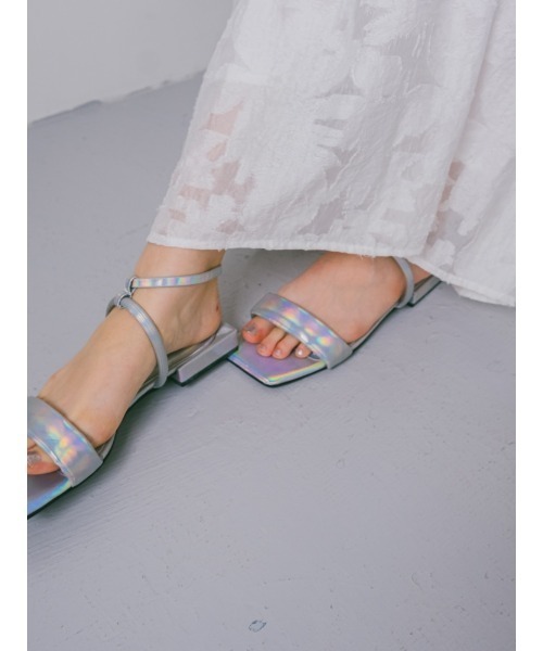 sahara(サハラ)の「Metallic Strap Sandals(サンダル・レディース・ブロンズ/ブラック/シルバー・M/L/S)」の13枚目の写真