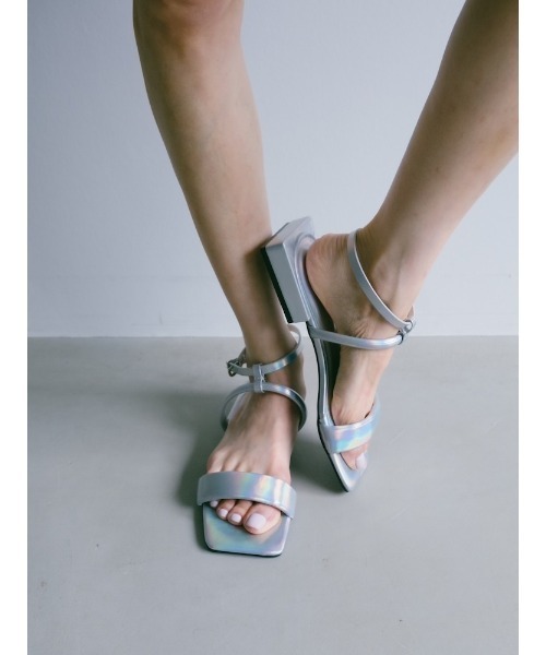 sahara(サハラ)の「Metallic Strap Sandals(サンダル・レディース・ブロンズ/ブラック/シルバー・M/L/S)」の16枚目の写真