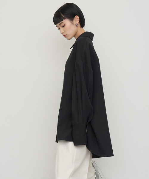 NOGLE（ノグル）の「【NOGLE/ノグル】ドレープオーバーシャツ（シャツ/ブラウス・レディース・ブラック/アイボリー/ブルー/ホワイト/ブラウン/ダークブルー/グレイッシュベージュ/ピンク・FREE）」の17枚目の写真