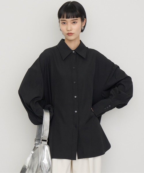 NOGLE（ノグル）の「【NOGLE/ノグル】ドレープオーバーシャツ（シャツ/ブラウス・レディース・ブラック/アイボリー/ブルー/ホワイト/ブラウン/ダークブルー/グレイッシュベージュ/ピンク・FREE）」の15枚目の写真