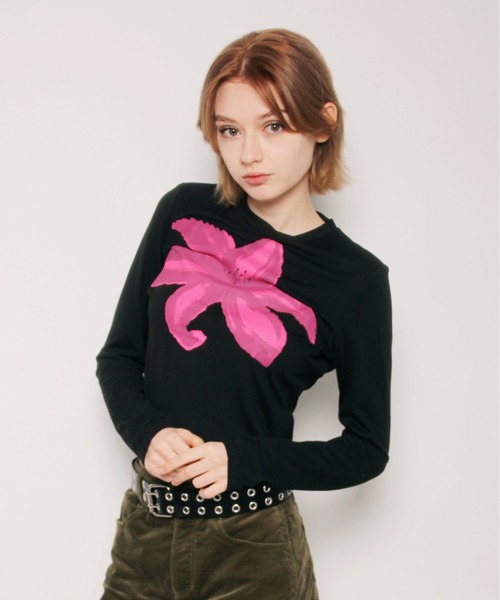IMARI(イマリ)の「【 IMARI / イマリ 】 レトロムード フラワー プリント トップス #(Tシャツ/カットソー・レディース・グレー/ホワイト/ブラック・FREE)」の9枚目の写真