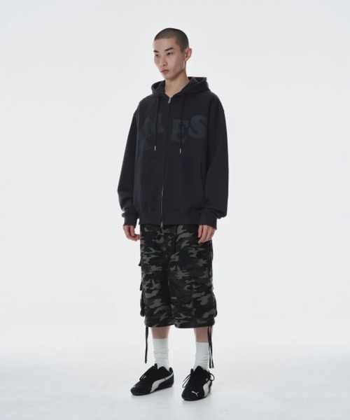 AMESWORLDWIDE（アメスワールドワイド）の「A'GEM/9 × .kom 『AMESWORLDWIDE/アメスワールドワイド』BIG TYPO HOODIE ZIP UP /ビッグフーディーZIP UPパーカー（パーカー・レディース・グレー/チャコールグレー/ブルー/アイボリー/レッド・M/L）」の14枚目の写真