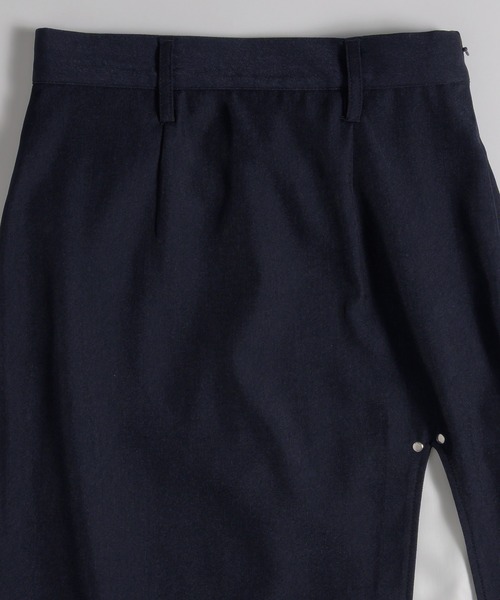 MUHET(ミュエータ)の「layered wrap skirt / レイヤードラップスカート(スカート・レディース・チャコールグレー/ブラウン/ネイビー・SMALL/MEDIUM)」の16枚目の写真