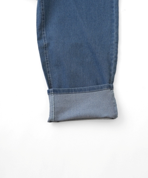 GLAZOS（グラソス）の「【大人向けサイズあり】ストレッチデニム・ワイドバギーパンツ（デニムパンツ・キッズ・ライトブルー/インディゴブルー・S/M/L/LL）」の9枚目の写真