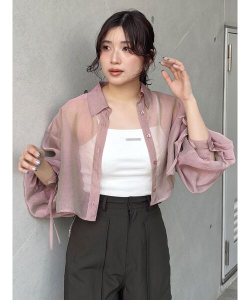 MURUA（ムルーア）の「リボンドロストスリーブシャイニーシアーシャツ（シャツ/ブラウス・レディース・ホワイト/ブラック/ピンク/ブルー・FREE）」の7枚目の写真