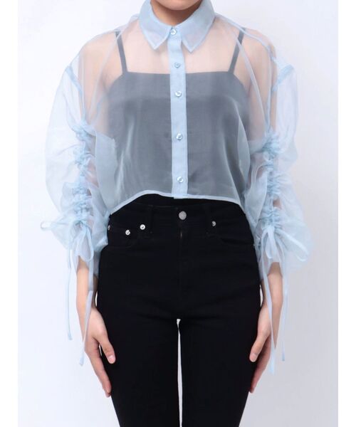 MURUA（ムルーア）の「リボンドロストスリーブシャイニーシアーシャツ（シャツ/ブラウス・レディース・ホワイト/ブラック/ピンク/ブルー・FREE）」の16枚目の写真