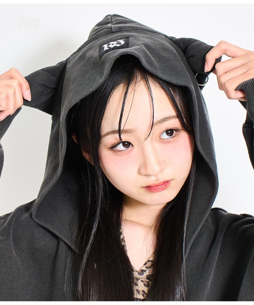 ANAP GｉRL（アナップガール）の「ANAPR+S【リラスポ】ネコミミ オーバー スウェット パーカー（パーカー・キッズ・スミクロ/ホワイト/ブラウン/ダークアッシュ・M/S/XS）」の6枚目の写真