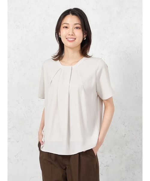 HARUYAMA(ハルヤマ)の「【ウォッシャブル】半袖 タイ風タックブラウス 防臭抗菌 透けにくい 無地 SOFFICE(シャツ/ブラウス・レディース・ブルー/ベージュ/ホワイト・M/S/L/LL)」の8枚目の写真