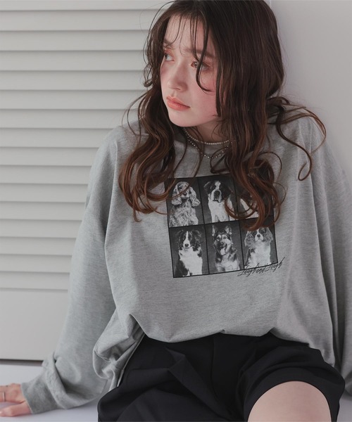 titivate(ティティベイト)の「ドッグフォトプリントビッグロングTシャツ(Tシャツ/カットソー・レディース・杢グレー/オフホワイト/スミクロ・M)」の1枚目の写真