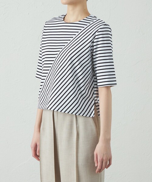 CAST:（キャストコロン）の「【着回し抜群】テクニカルボーダーカットソー（Tシャツ/カットソー・レディース・ホワイト/ブラック・M）」の11枚目の写真