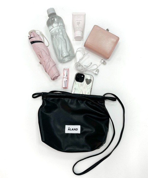 ALAND（エーランド）の「ALAND／フェイクレザーミニBAG（ショルダーバッグ・レディース・ブラック/シルバー/ブルー・FREE）」の21枚目の写真