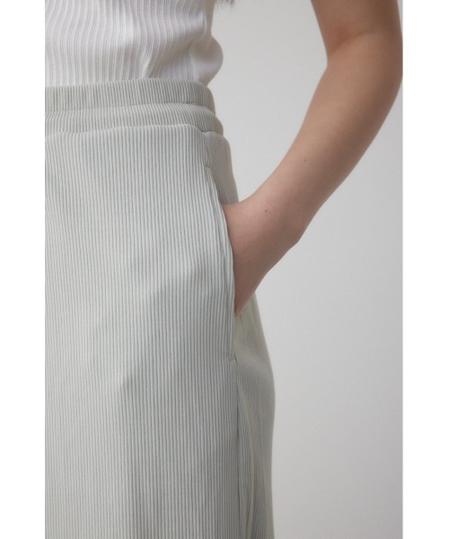 AZUL by moussy(アズールバイマウジー)の「【身長/骨格別着用画像あり】ドライタッチリブナロースカート 春服 秋服 無地 ロングスカート(スカート・レディース・ブラック/ライトベージュ/レッド・FREE)」の21枚目の写真