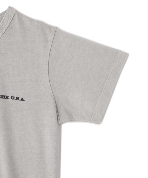 AVIREX(アヴィレックス)の「《KID'S/キッズ》FADE WASH PRINT T-SHIRT / フェイドウォッシュ プリント 半袖Tシャツ / AVIREX / アヴィレックス(Tシャツ/カットソー・キッズ・パープル/グレー系その他3/チャコールグレー・120/100/140)」の10枚目の写真