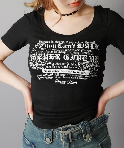 SPINNS（スピンズ）の「大人気デザインが半袖になって再登場！半袖カットソー/ピタTシャツ/レター（Tシャツ/カットソー・レディース・ブラック/オフホワイト/グレー・ONESIZE）」の14枚目の写真