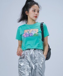 トゥンクプリントクロップTシャツ