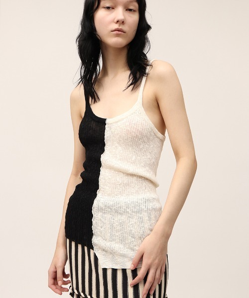 leinwande（ラインヴァンド）の「【leinwande】Blocking Twist Tank-top（キャミソール・レディース・ブラック/ネイビー/カーキブラウン・ONE SIZE）」の9枚目の写真