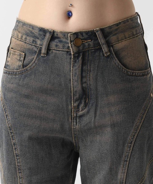 FOREVER 21(フォーエバー トゥエンティーワン)の「【2025SS】スタッズフレアデニムパンツ(デニムパンツ・レディース・ブルー・SMALL/MEDIUM)」の14枚目の写真