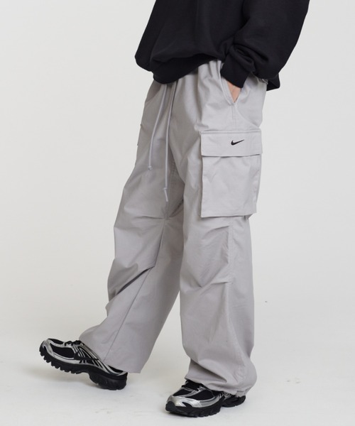 パンツ NIKE Sportswear Women's Woven Pants Nike Sportswear Womens High-Waisted Woven Pants - Black