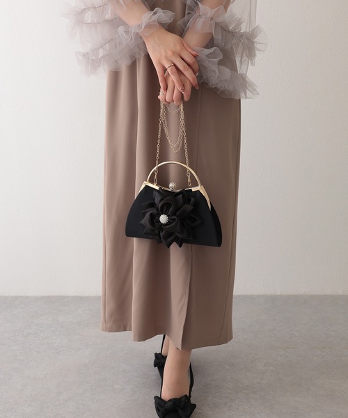 Lace Ladies(レースレディース)の「ビッグ フラワー ビジュー ボール付き パーティー ハンド バッグ(クラッチバッグ・レディース・ベージュ/ブラック/シルバー・FREE)」の12枚目の写真