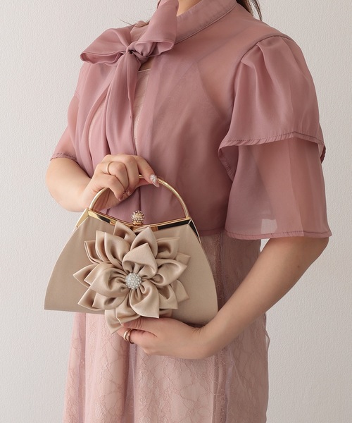 Lace Ladies(レースレディース)の「ビッグ フラワー ビジュー ボール付き パーティー ハンド バッグ(クラッチバッグ・レディース・ベージュ/ブラック/シルバー・FREE)」の17枚目の写真