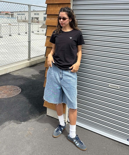 ROXY(ロキシー)の「HISTORICAL LOGO LINE /ロキシーバックプリントロゴ半袖Tシャツ(Tシャツ/カットソー・レディース・ホワイト/ホワイト系その他/ブラック/ブラック系その他・MEDIUM/LARGE/SMALL)」の22枚目の写真