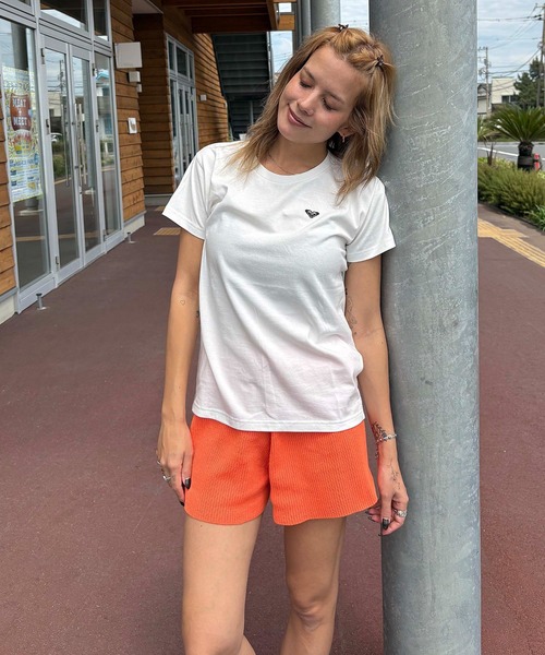 ROXY(ロキシー)の「HISTORICAL LOGO LINE /ロキシーバックプリントロゴ半袖Tシャツ(Tシャツ/カットソー・レディース・ホワイト/ホワイト系その他/ブラック/ブラック系その他・MEDIUM/LARGE/SMALL)」の20枚目の写真