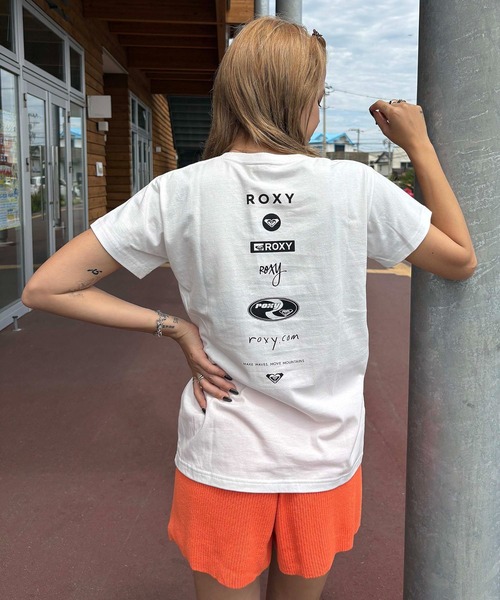 ROXY(ロキシー)の「HISTORICAL LOGO LINE /ロキシーバックプリントロゴ半袖Tシャツ(Tシャツ/カットソー・レディース・ホワイト/ホワイト系その他/ブラック/ブラック系その他・MEDIUM/LARGE/SMALL)」の11枚目の写真