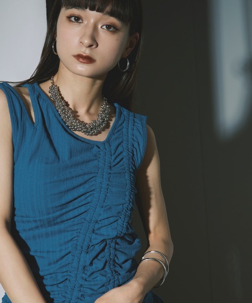 Ezick（エジック）の「Drost mode asymmetry カップ付きタンクトップ（タンクトップ・レディース・ブラック/ブルー・FREE）」の19枚目の写真