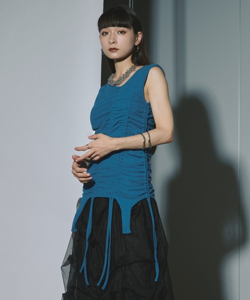 Ezick（エジック）の「Drost mode asymmetry カップ付きタンクトップ（タンクトップ・レディース・ブラック/ブルー・FREE）」の16枚目の写真