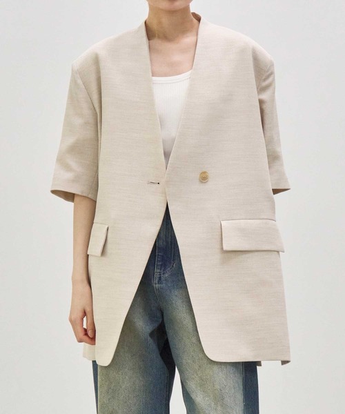 THE TOKYO(ザトウキョウ)の「《ZOZOTOWN限定》【Louren/ローレン】別注 side slit half sleeve jacket/サイドスリットハーフスリーブジャケット/半袖ジャケット(ノーカラージャケット・レディース・ブラック/ライトベージュ・FREE)」の12枚目の写真