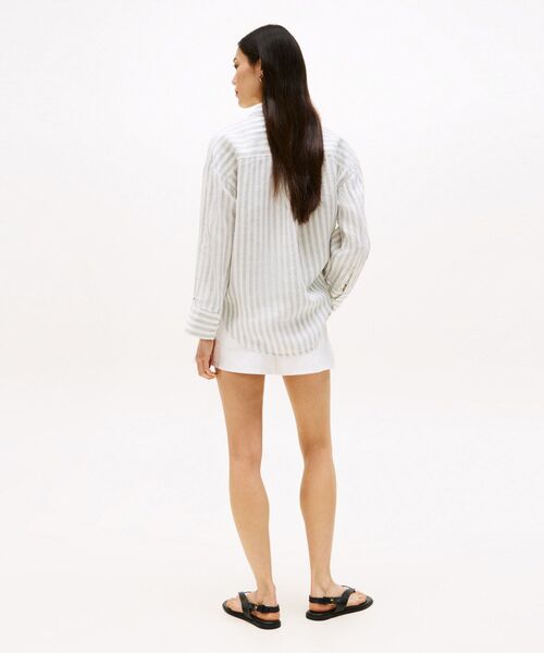 TOMMY HILFIGER（トミーヒルフィガー）の「リネンイージーシャツ（シャツ/ブラウス・レディース・ブラック/ホワイト・34inch/36inch）」の4枚目の写真