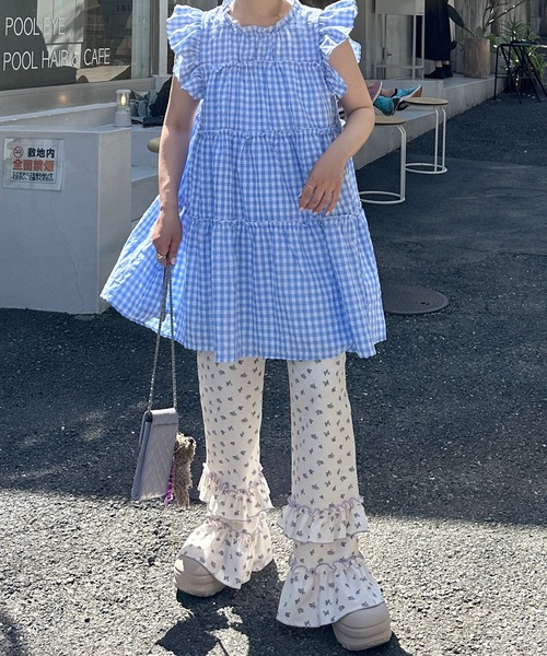 Alley Tokyo（アリートーキョー）の「ギンガムフリルティアードミニワンピ（ワンピース・レディース・サックスブルー/ピンク/ブラック・F）」の11枚目の写真