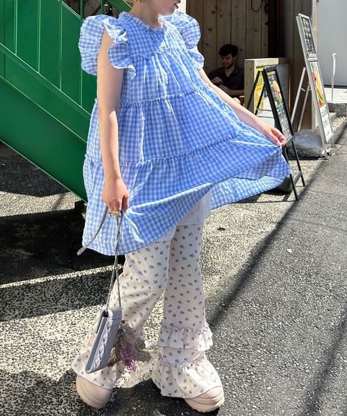 Alley Tokyo（アリートーキョー）の「ギンガムフリルティアードミニワンピ（ワンピース・レディース・サックスブルー/ピンク/ブラック・F）」の9枚目の写真