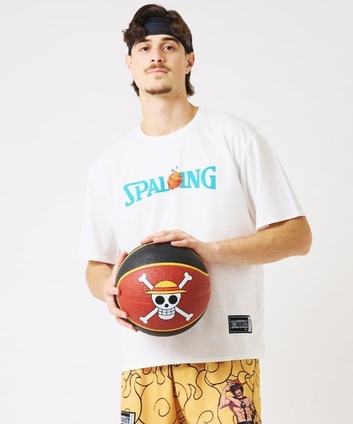 SPALDING(スポルディング)の「【SPALDING/スポルディング】Tシャツ ONE PIECE メラメラの実 ロゴ/吸水速乾機能・UVカット機能・アニメ半袖Tシャツ(Tシャツ/カットソー・メンズ・ホワイト/オレンジ/ブラック・MEDIUM/LARGE)」の10枚目の写真