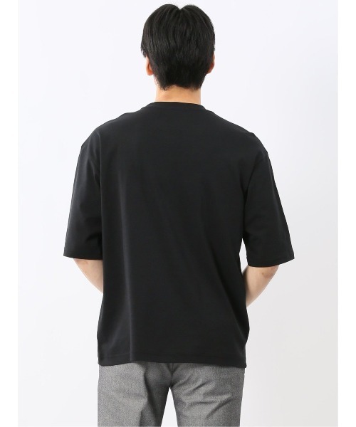 TAKA-Q(タカキュー)の「【綿100%】タカキュー ロゴプリント クルーネック 半袖 Tシャツ(Tシャツ/カットソー・メンズ・ブラック/ホワイト/ライトグレー・LARGE/MEDIUM)」の11枚目の写真