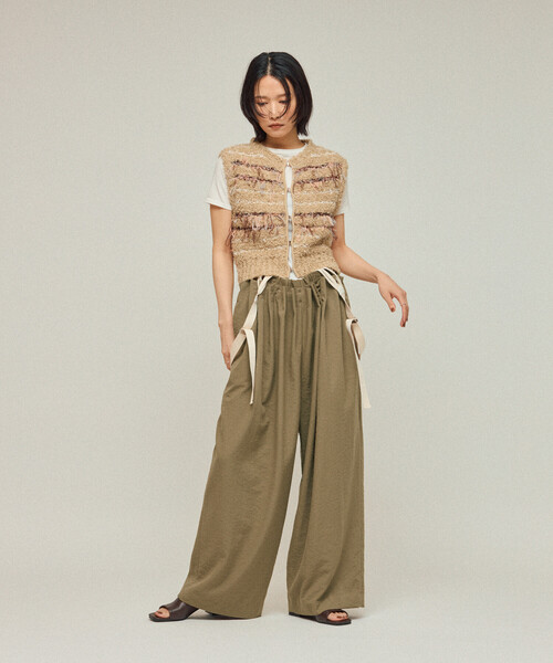 Firsthand(ファーストハンド)の「Firsthand/ファーストハンド 異素材フリンジニットベスト / ボーダーニットベスト 25AW(ベスト・レディース・ブラック/ベージュ/レッド・FREE)」の12枚目の写真