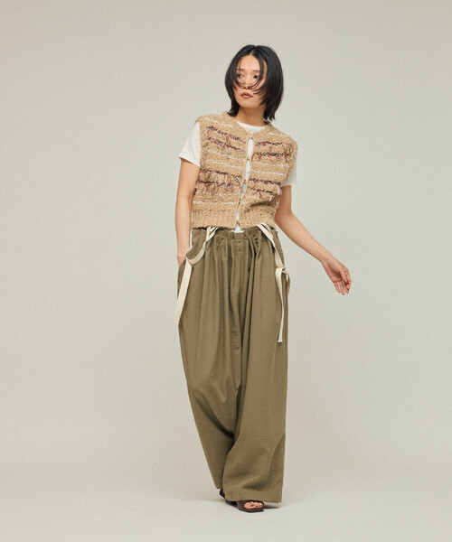 Firsthand(ファーストハンド)の「Firsthand/ファーストハンド 異素材フリンジニットベスト / ボーダーニットベスト 25AW(ベスト・レディース・ブラック/ベージュ/レッド・FREE)」の6枚目の写真