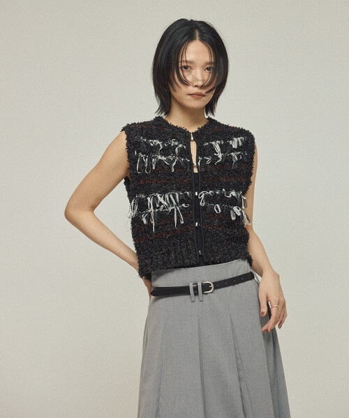 Firsthand(ファーストハンド)の「Firsthand/ファーストハンド 異素材フリンジニットベスト / ボーダーニットベスト 25AW(ベスト・レディース・ブラック/ベージュ/レッド・FREE)」の10枚目の写真