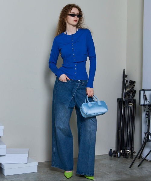 MAISON SPECIAL(メゾンスペシャル)の「2way Asymmetry Tuck Denim/2WAYアシメタックデニム(デニムパンツ・レディース・ブルー/ピンク/ブラック・34/36/38)」の5枚目の写真
