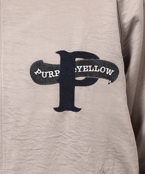 Purple&Yellow（パープルアンドイエロー）の「サテン×デニム切替 刺繍ブルゾン（デニムジャケット・メンズ・ブラック/グレイッシュベージュ・SMALL/MEDIUM/LARGE）」の22枚目の写真