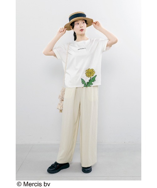 Live in comfort(リブインコンフォート)の「リブ イン コンフォート ディック・ブルーナさんのお花ロゴトップス(Tシャツ/カットソー・レディース・ホワイト/チャコール/ベージュ・S/M/L/LL/3L)」の9枚目の写真
