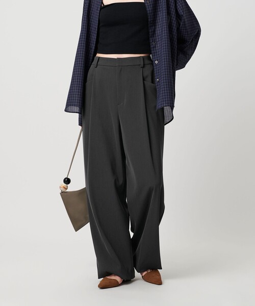 BEAUTY&YOUTH UNITED ARROWS（ビューティーアンドユースユナイテッドアローズ）の「ポリエステルブレンド ツイルバックゴムパンツ（その他パンツ・レディース・モカ/ベージュ/ダークグレー/ブラック/ナチュラル/グレー系/オフホワイト・M/XS/S）」の15枚目の写真