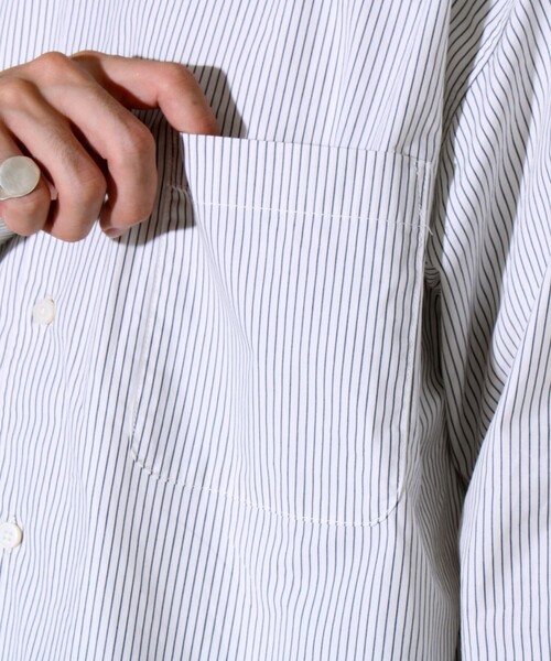 GLOSTER（グロスター）の「【裾ステッチで差がつく】ストライプオーバーシャツ（シャツ/ブラウス・メンズ・ブルー系その他/ホワイト系その他/ホワイト×ブラック・S/M/L）」の14枚目の写真