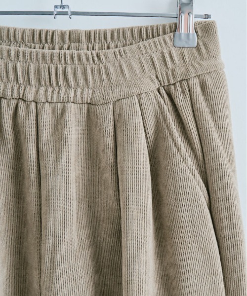 kirakiraShop（キラキラショップ）の「裏起毛 コーデュロイ フロント スリット パンツ（その他パンツ・レディース・チャコール/ブラウン/ブラック/ベージュ・XL/M/S/L）」の15枚目の写真