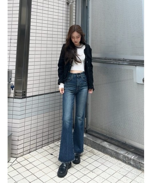 MVS D/BLU FLARE（デニムパンツ）｜MOUSSY（マウジー）のファッション