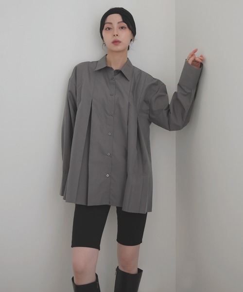 ブラック プリーツフレアシャツ プリーツフレアシャツ（シャツ/ブラウス）｜LIAN（リアン）の